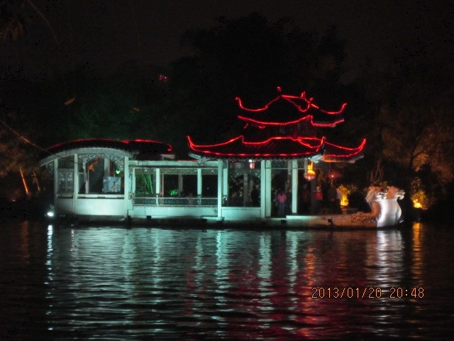 桂林夜景小游，只可惜相机垃圾，技术也不过关，照的不好看935 / 作者:←￠华◥眚☆ / 帖子ID:60973