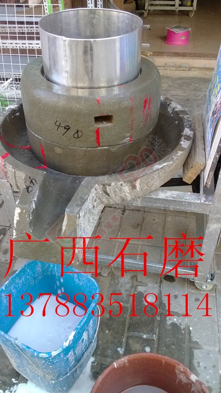 石磨肠粉手工粉工具广西平南青石电动石磨13788351814925 / 作者:广西电动石磨 / 帖子ID:173855