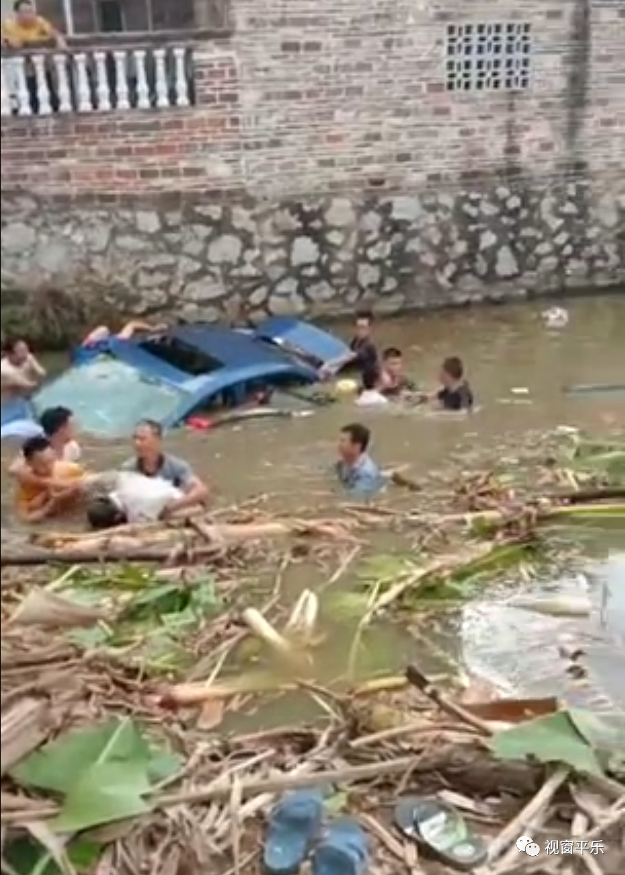 桂林一小车突然坠入鱼塘，造成2人死亡，3人失踪！879 / 作者:醉于山水 / 帖子ID:268440