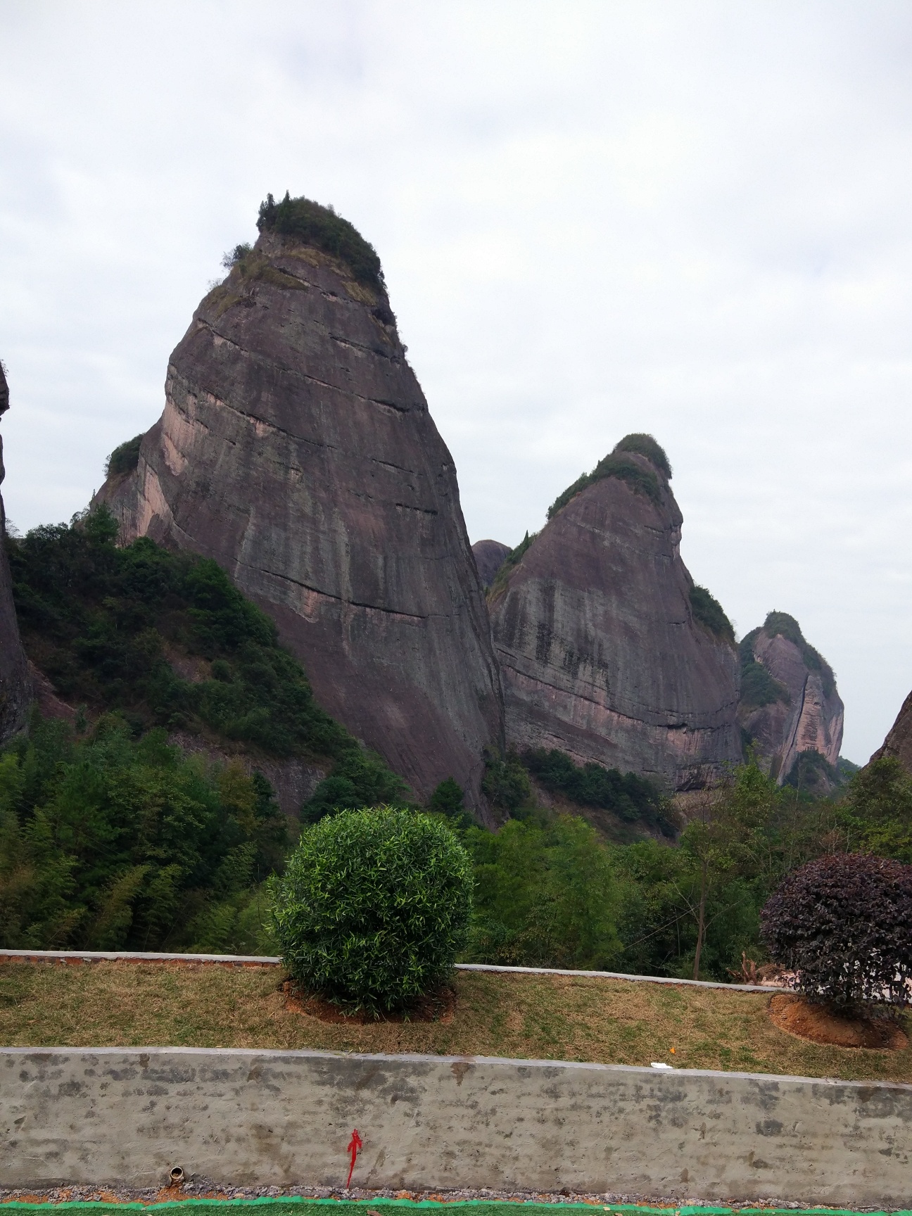 资源旅游景区:八角寨，天门山，辣椒峯。999 / 作者:悠闲 / 帖子ID:269299