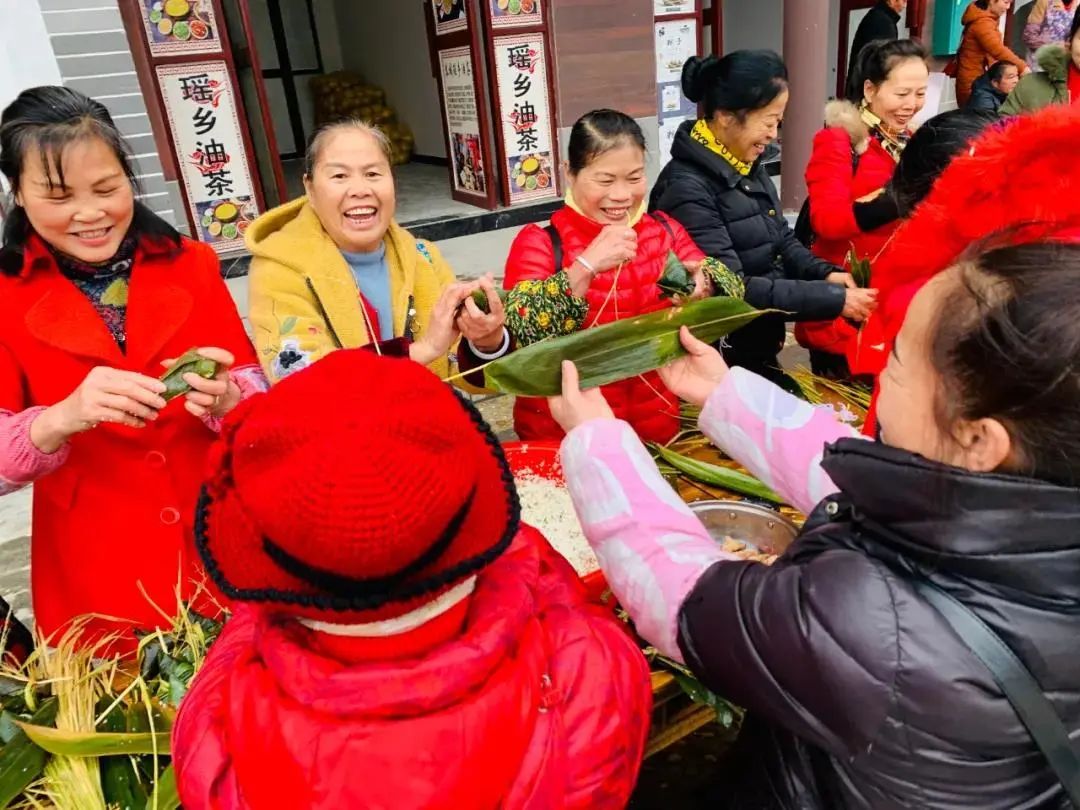 恭城端午药市节来啦！赶药市、看龙狮、包粽子、仲夏狂欢夜，给你不一样的节日氛围！182 / 作者:恭城520小奈姐姐 / 帖子ID:272661