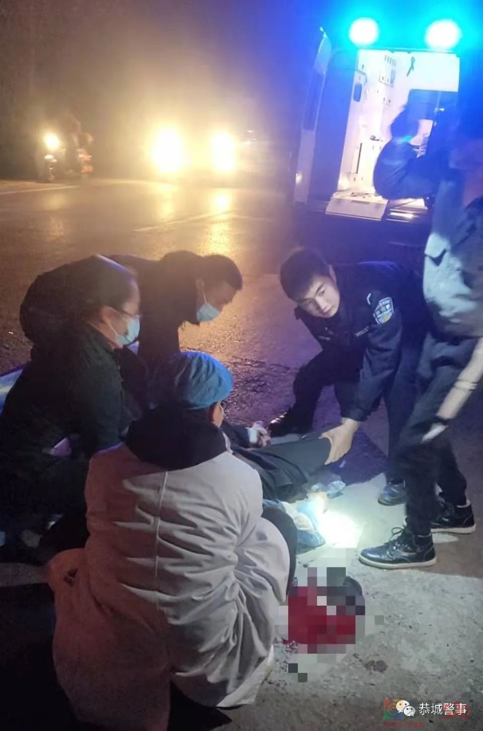 突发交通事故，民警及时救助受伤群众949 / 作者:论坛小编01 / 帖子ID:291824