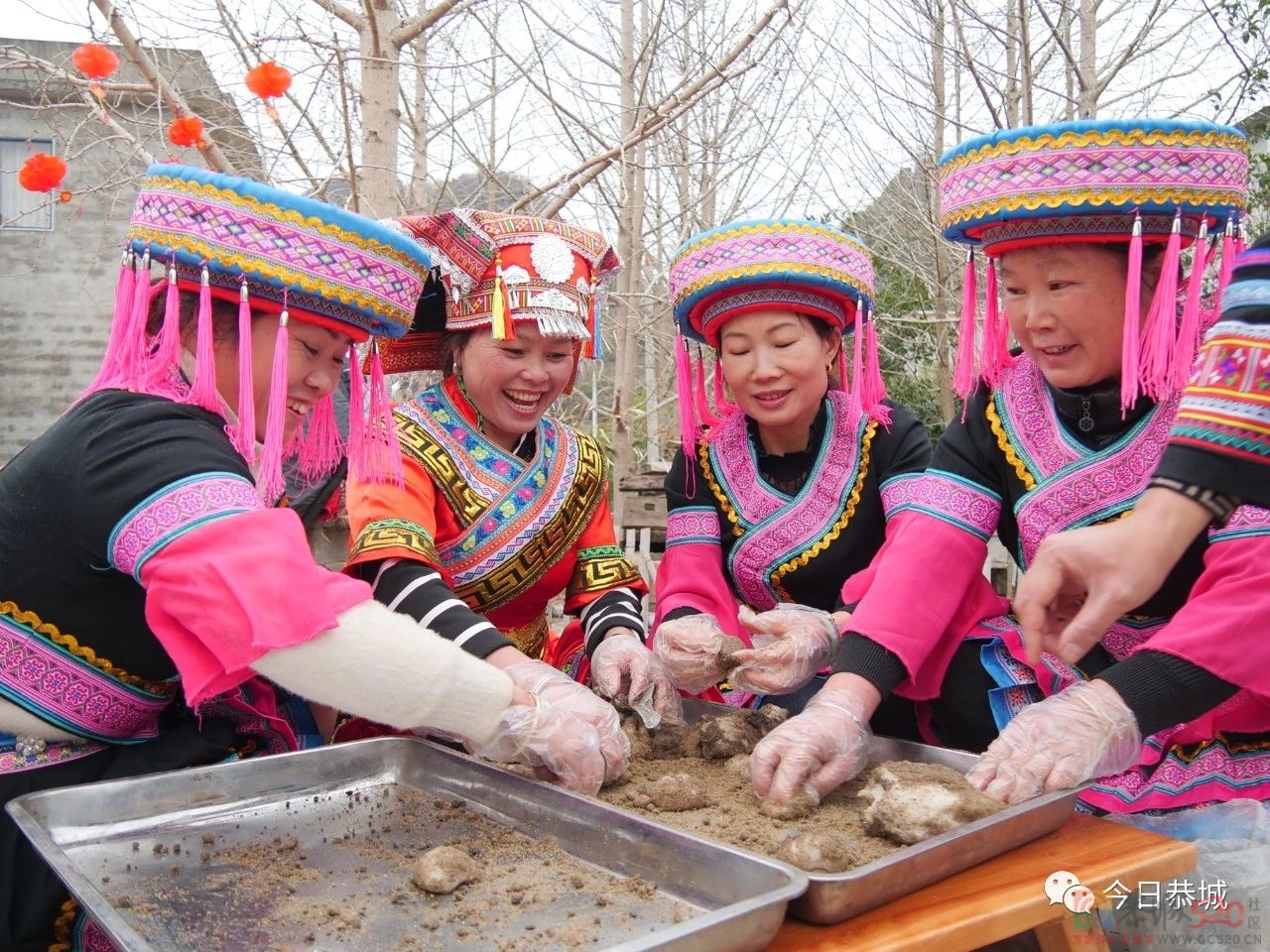 观音制作特色美食“马屎粑”迎新春851 / 作者:论坛小编01 / 帖子ID:303468