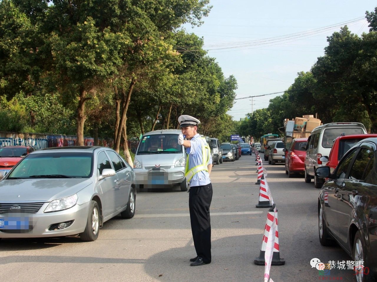 十佳政法干警丨荣改成：平凡岗位守初心，交通安全筑防线163 / 作者:论坛小编01 / 帖子ID:305522