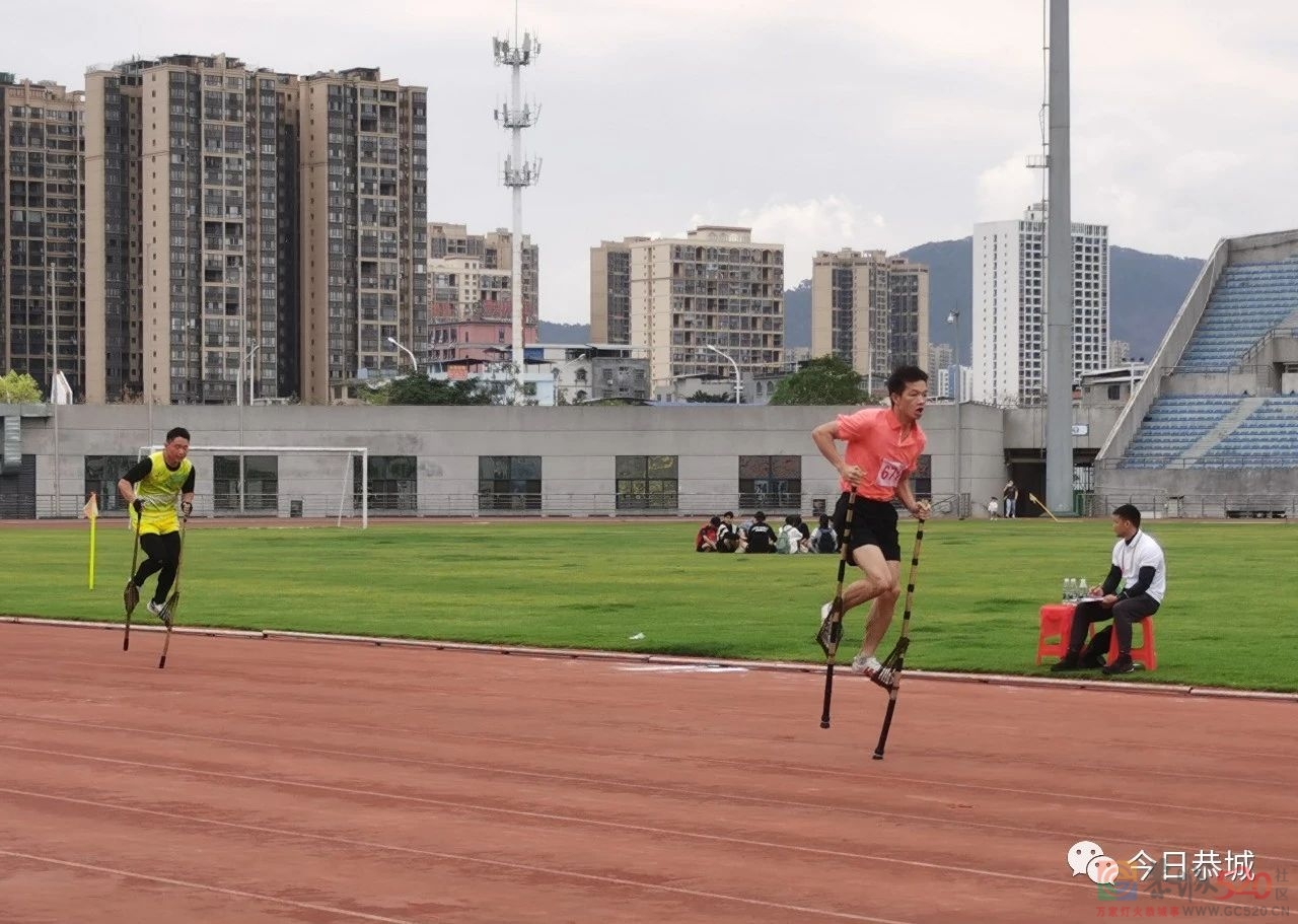 恭城中学代表桂林市参加广西壮族自治区2023年“潮动三月三·民族体育炫”体育运动会35 / 作者:论坛小编01 / 帖子ID:306279