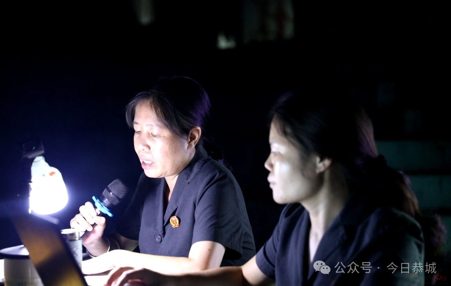 法治之光照亮校园 —— 县人民法院“瑶姐姐”法治护航团走进西岭中学935 / 作者:论坛小编01 / 帖子ID:317023