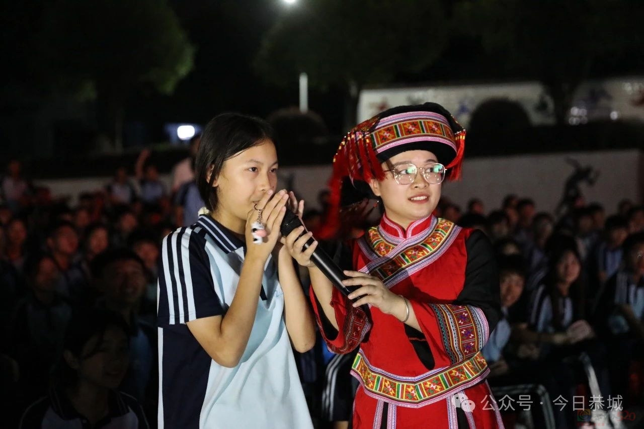 法治之光照亮校园 —— 县人民法院“瑶姐姐”法治护航团走进西岭中学975 / 作者:论坛小编01 / 帖子ID:317023