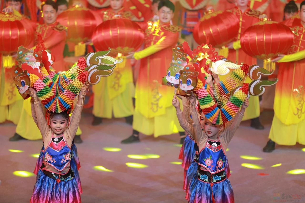 金蛇献瑞 美丽瑶乡 恭城2025年春节联欢晚会精彩上演85 / 作者:论坛小编01 / 帖子ID:318672